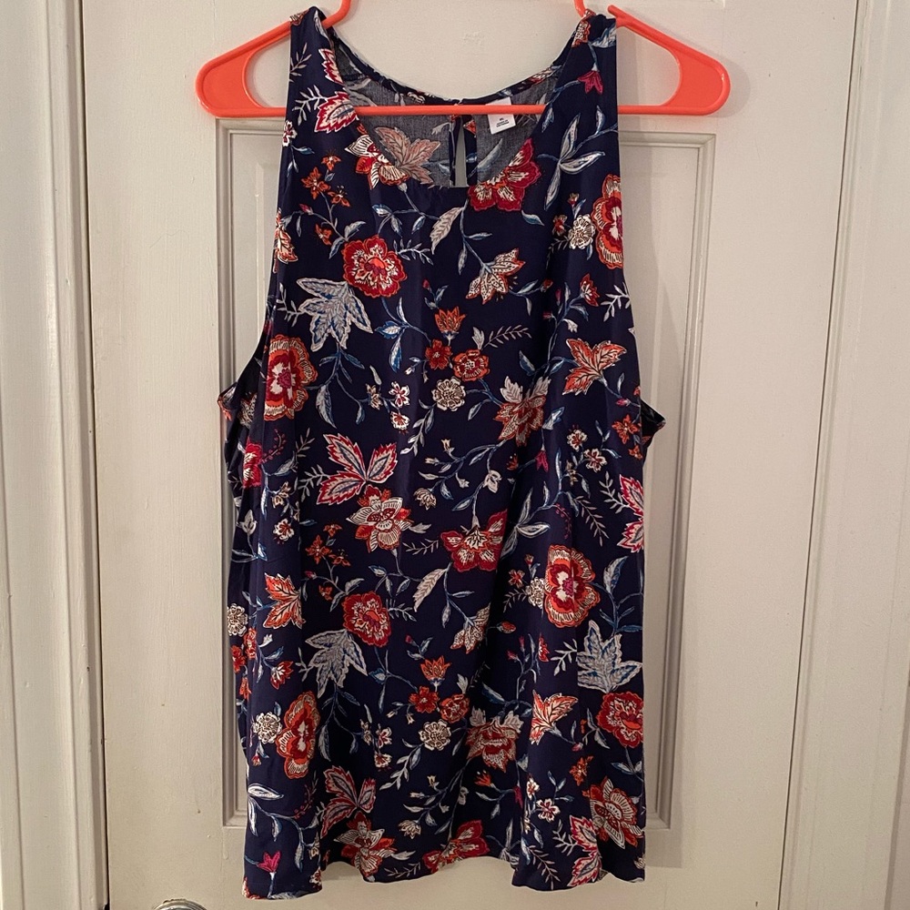 old navy floral navy blouse tank